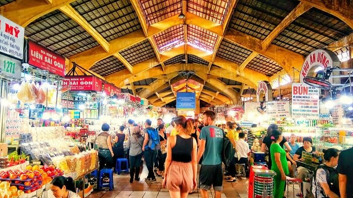 dia-diem-du-lich-thanh-pho-ho-chi-minh-bang-tieng-phap-cho-ben-thanh