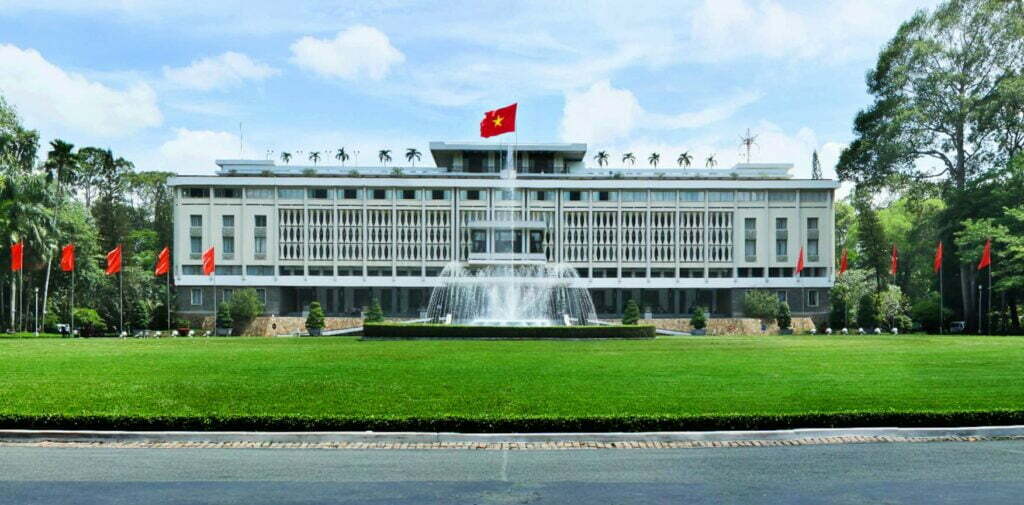dia-diem-du-lich-thanh-pho-ho-chi-minh-bang-tieng-phap